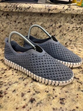 Ilse Jacobsen Hornbaek Women’s Tulip size 38 7.5 slip-on shoes in Light Regatta